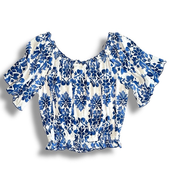 Band of the Free Off-Shoulder White Blue Floral Boho Lula Cropped Top- Small - Picture 6 of 8